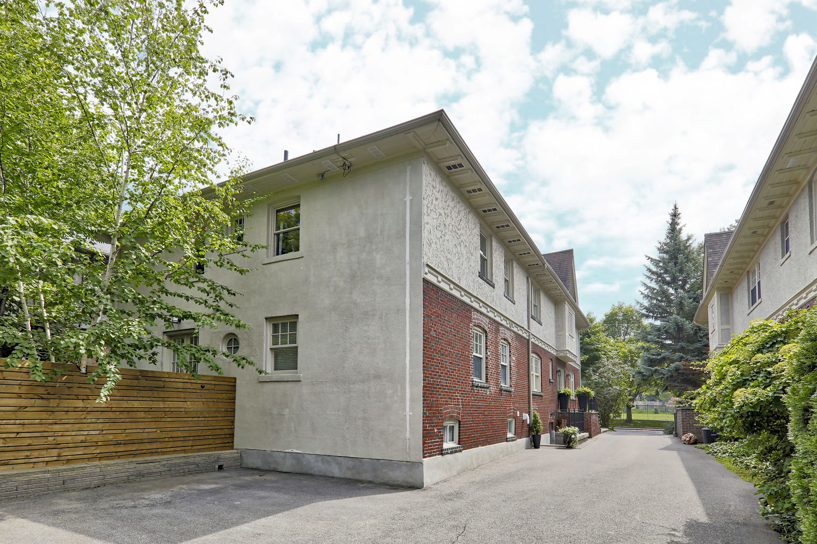 Exterior — 120 Rosedale Heights, Midtown, Toronto