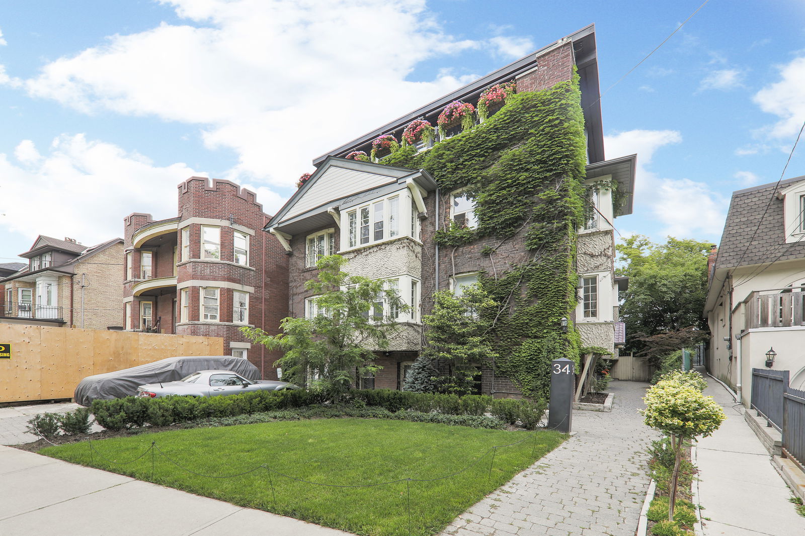 Exterior — 34 Rowanwood Condos, Midtown, Toronto