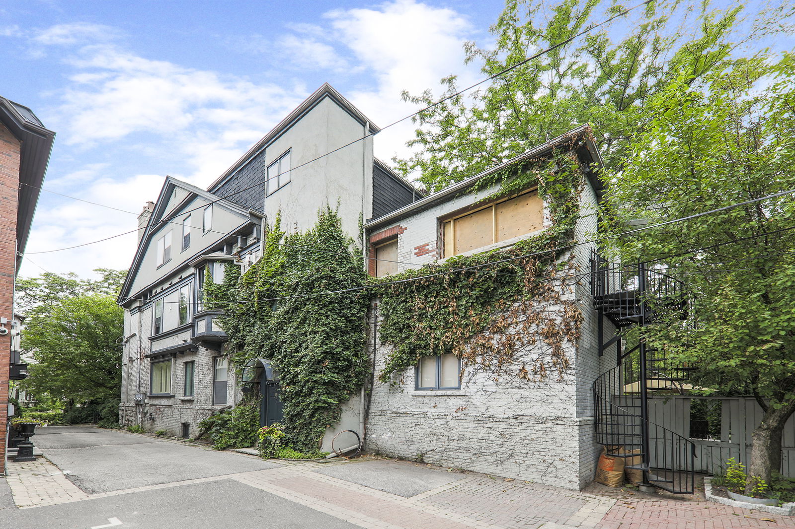 Exterior — 78 Crescent Road Condos, Midtown, Toronto