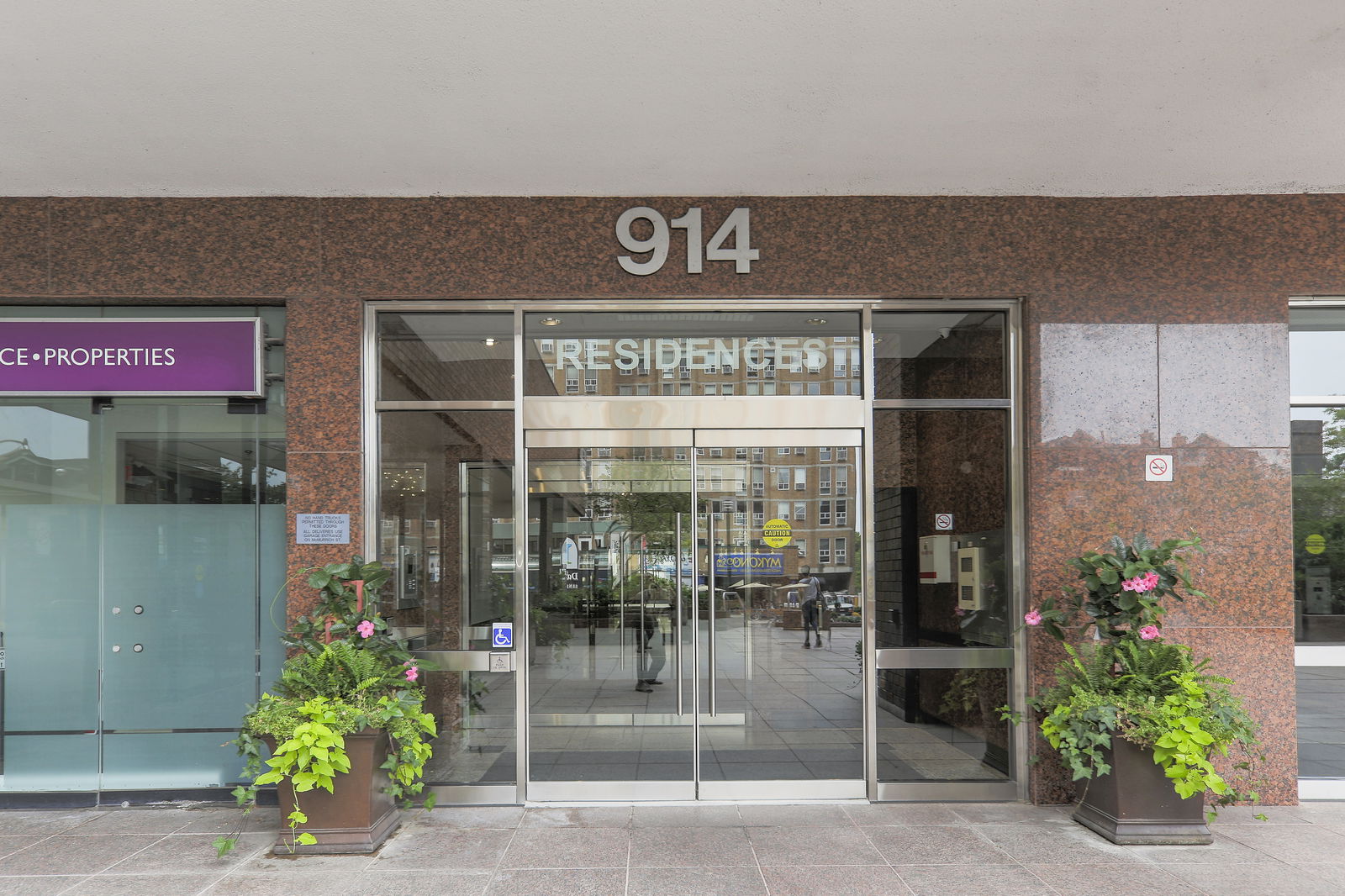 Entrance — 914 Yonge Street Condos, Downtown, Toronto