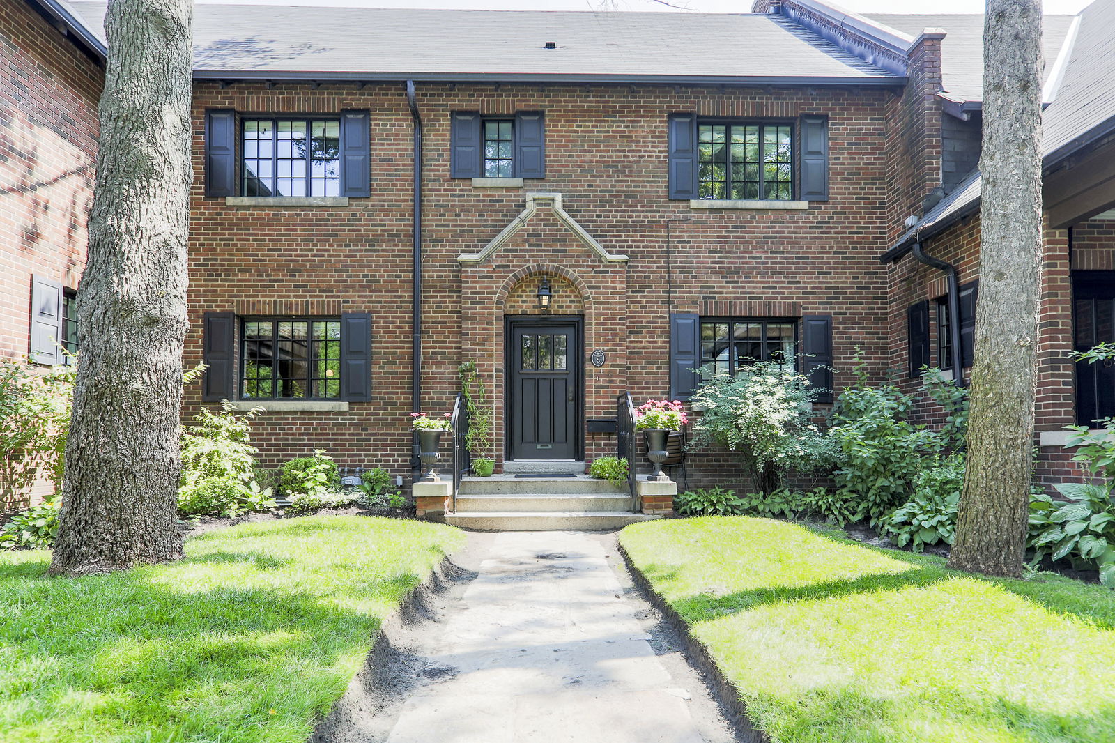 Entrance — Ancroft Place Townhouses, Midtown, Toronto