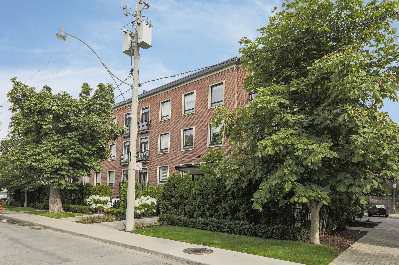 Exterior — Nursing Lofts, Midtown, Toronto