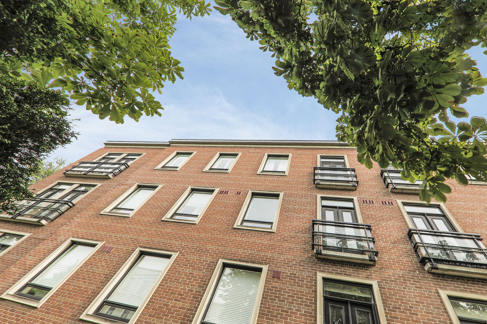 Exterior Sky — Nursing Lofts, Midtown, Toronto