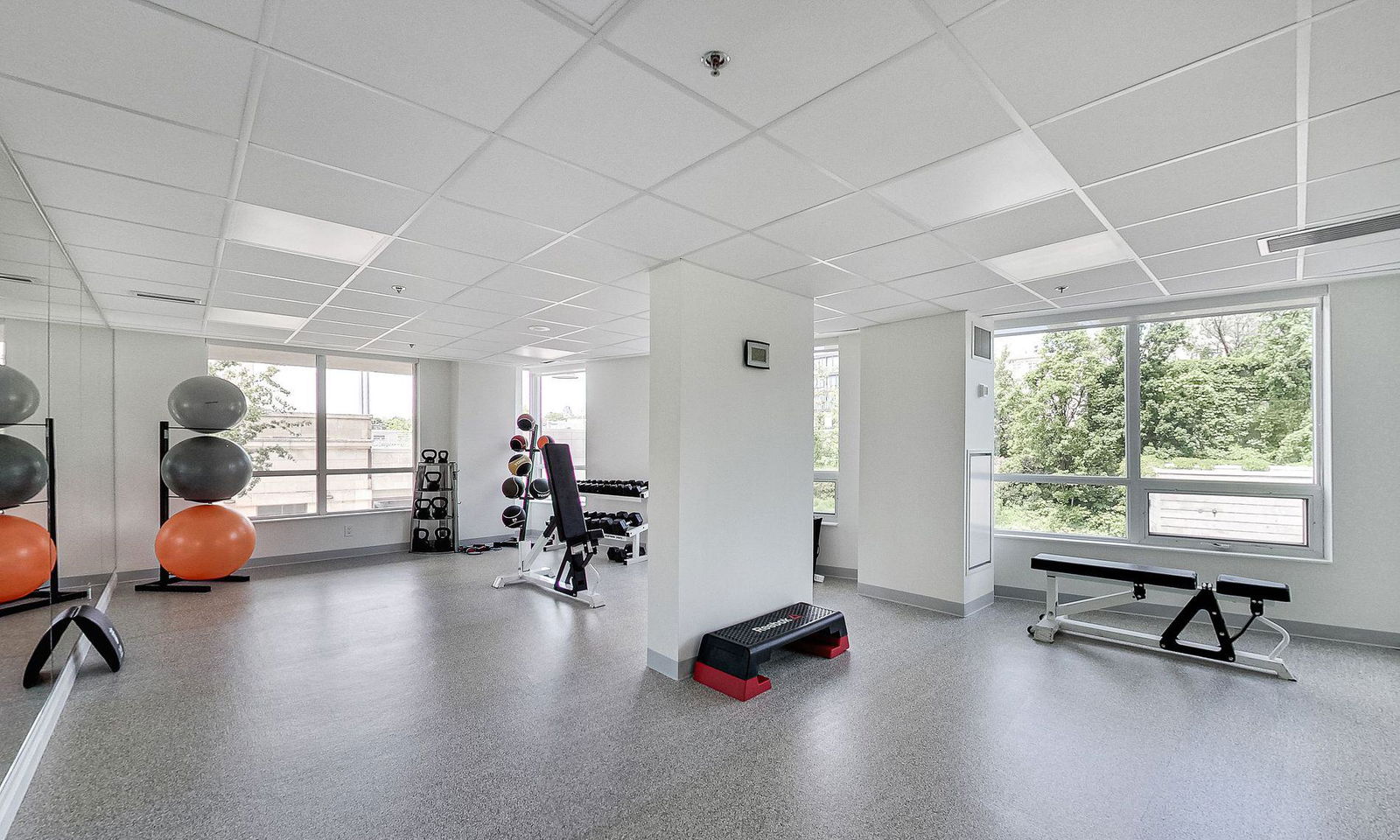 Gym — Thornwood One, Midtown, Toronto