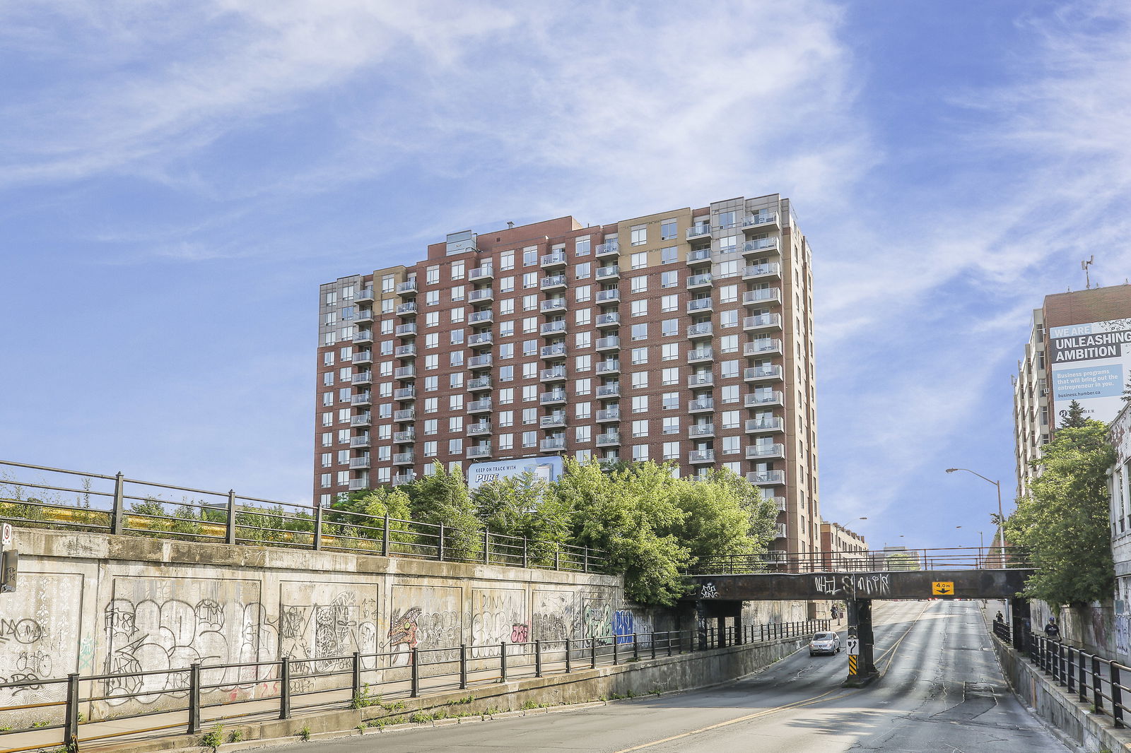 Exterior — beBloor Condos, West End, Toronto