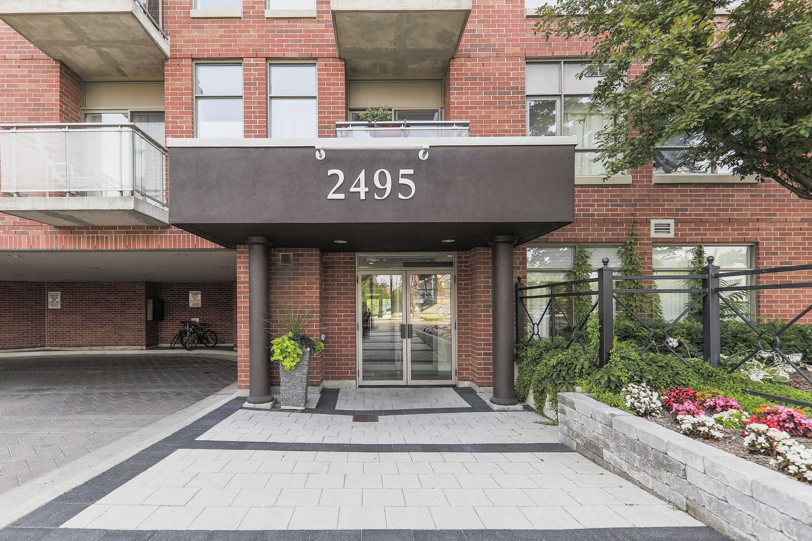 Entrance — Glen Lake Condos, West End, Toronto