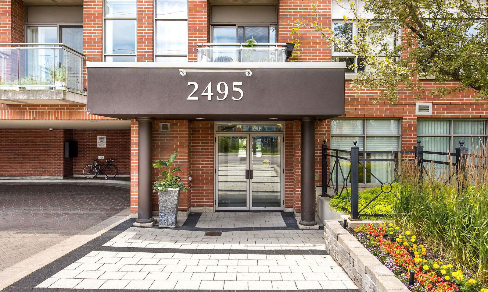 Entrance — Glen Lake Condos, West End, Toronto