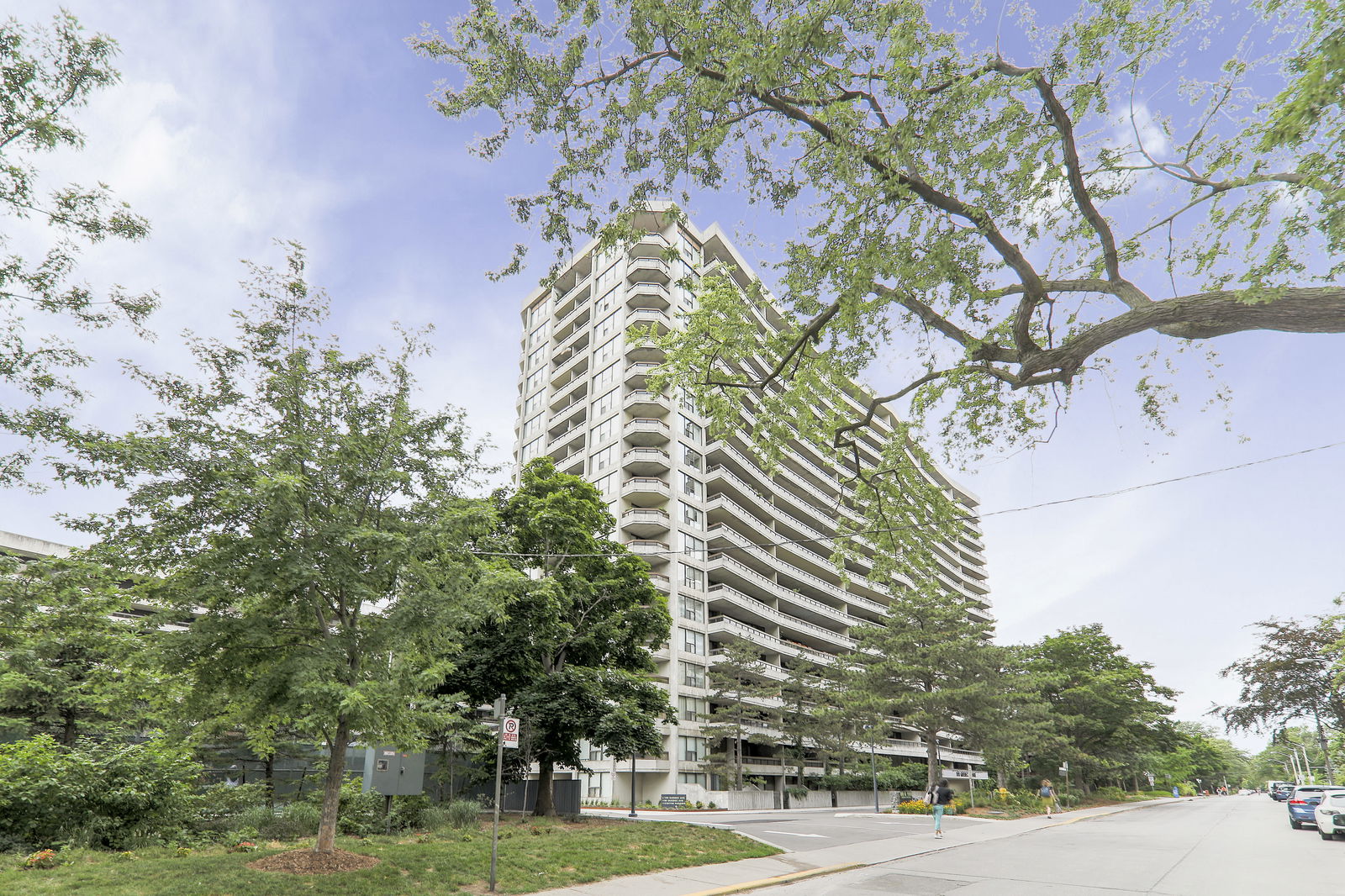 Exterior — High Park Green, West End, Toronto