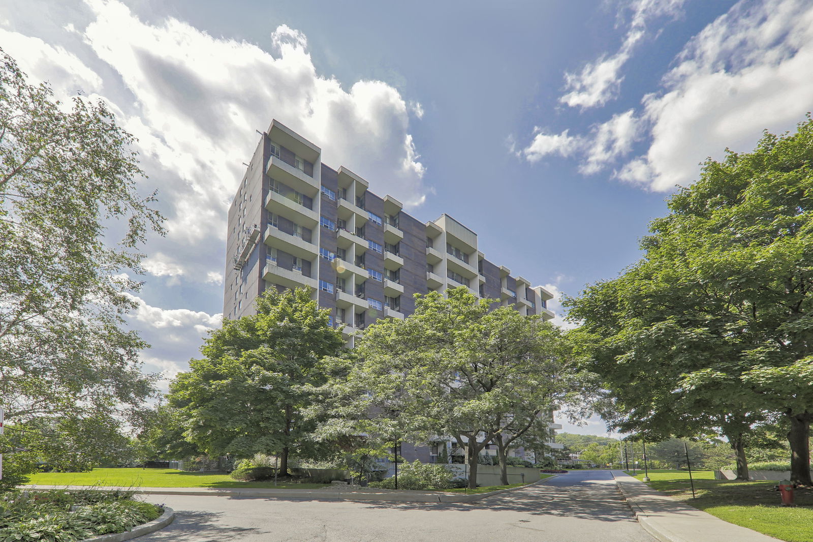 Exterior — 35 Ormskirk Condos, West End, Toronto