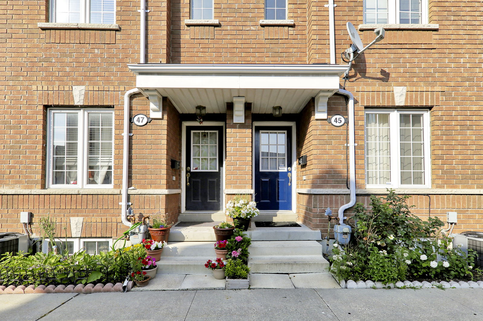 Entrance — Townhomes of St. Clair II, West End, Toronto