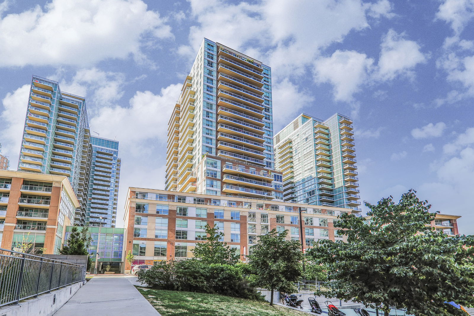 Exterior — Battery Park Condos, West End, Toronto