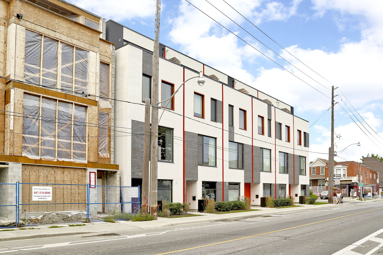 Exterior — Oben Flats Harbord Towns, West End, Toronto