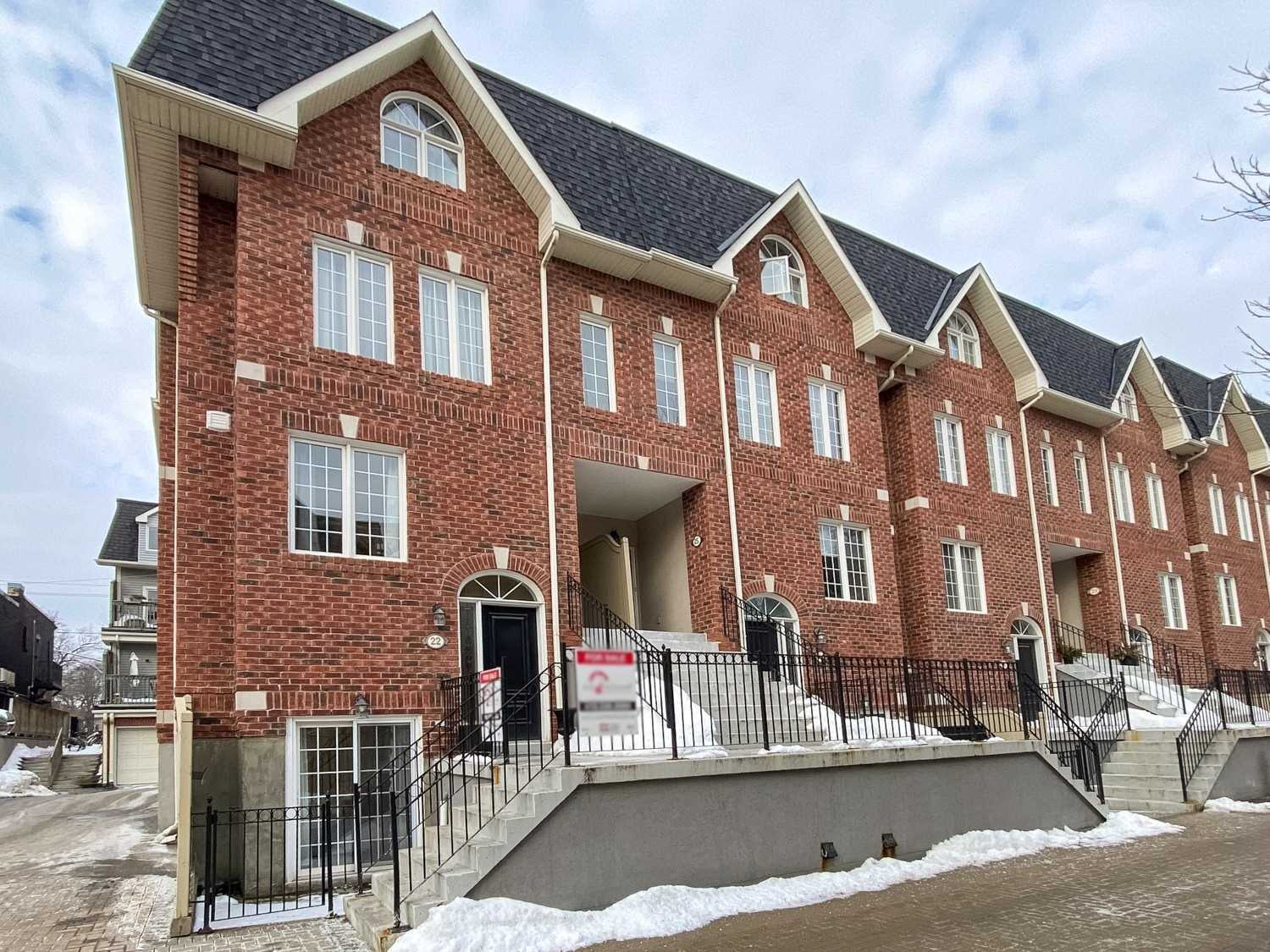 Prego Townhomes II, West End, Toronto