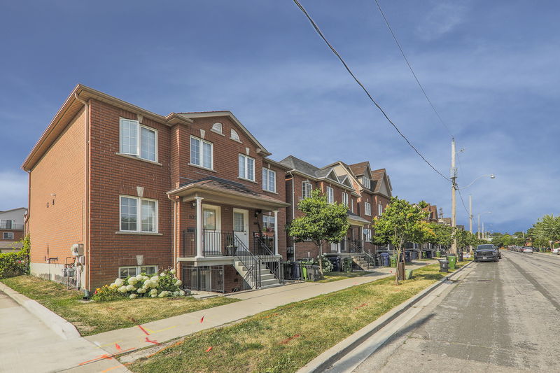 Jane Parker Square I Condos