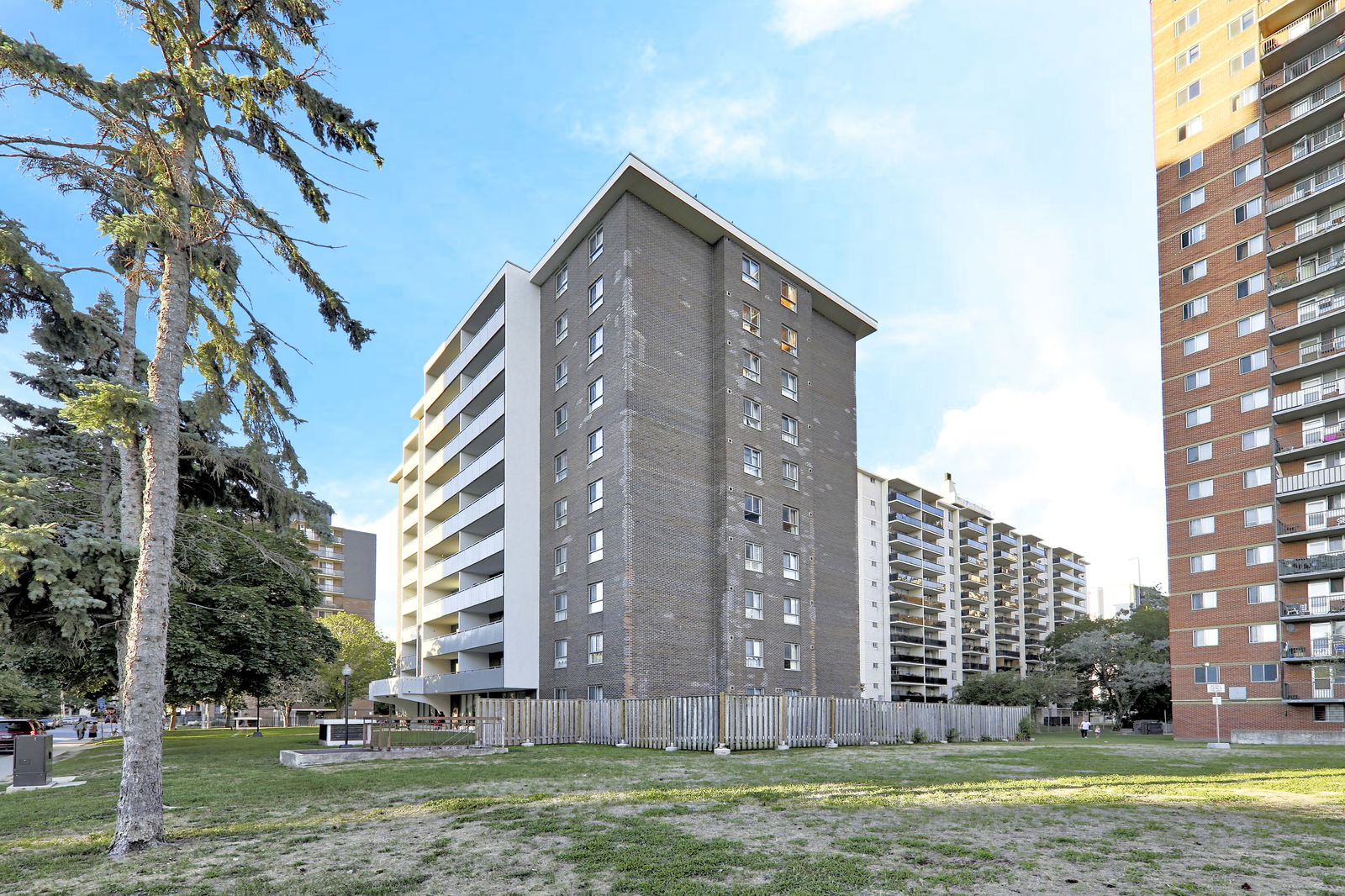 Exterior — 1135 Logan Avenue Condos, East York, Toronto