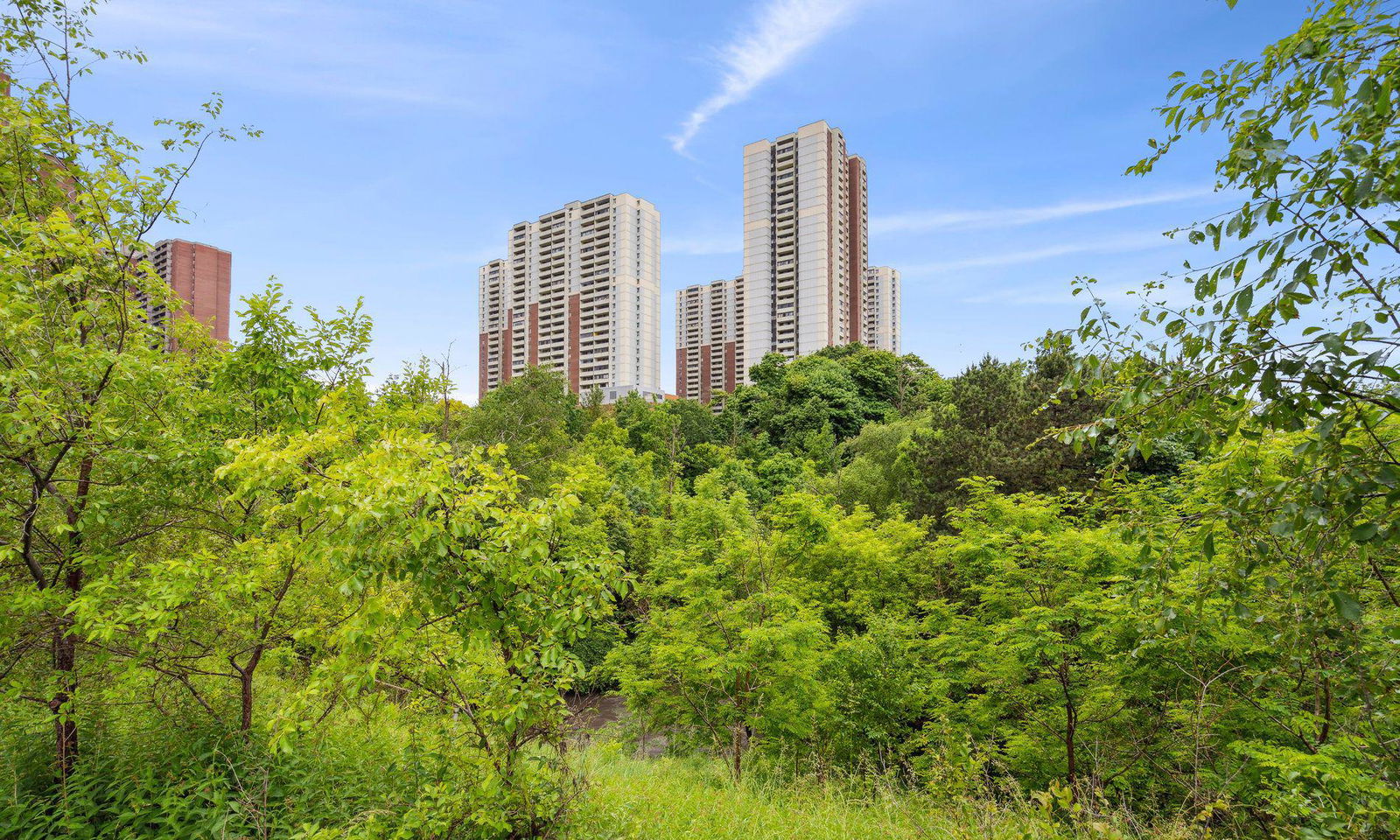 Crescent Town Condos, East York, Toronto