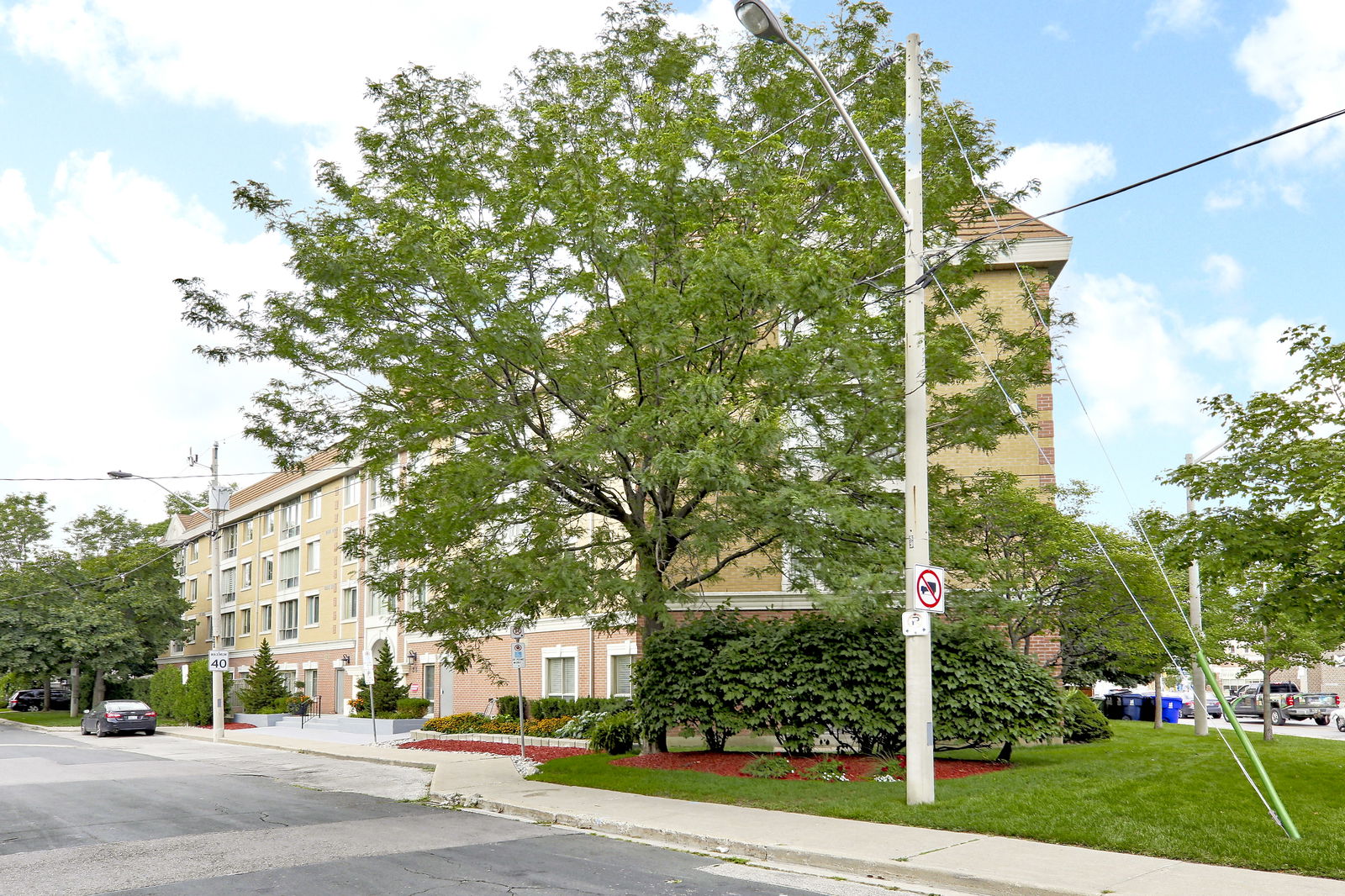 Exterior — Leaside Mews, East York, Toronto