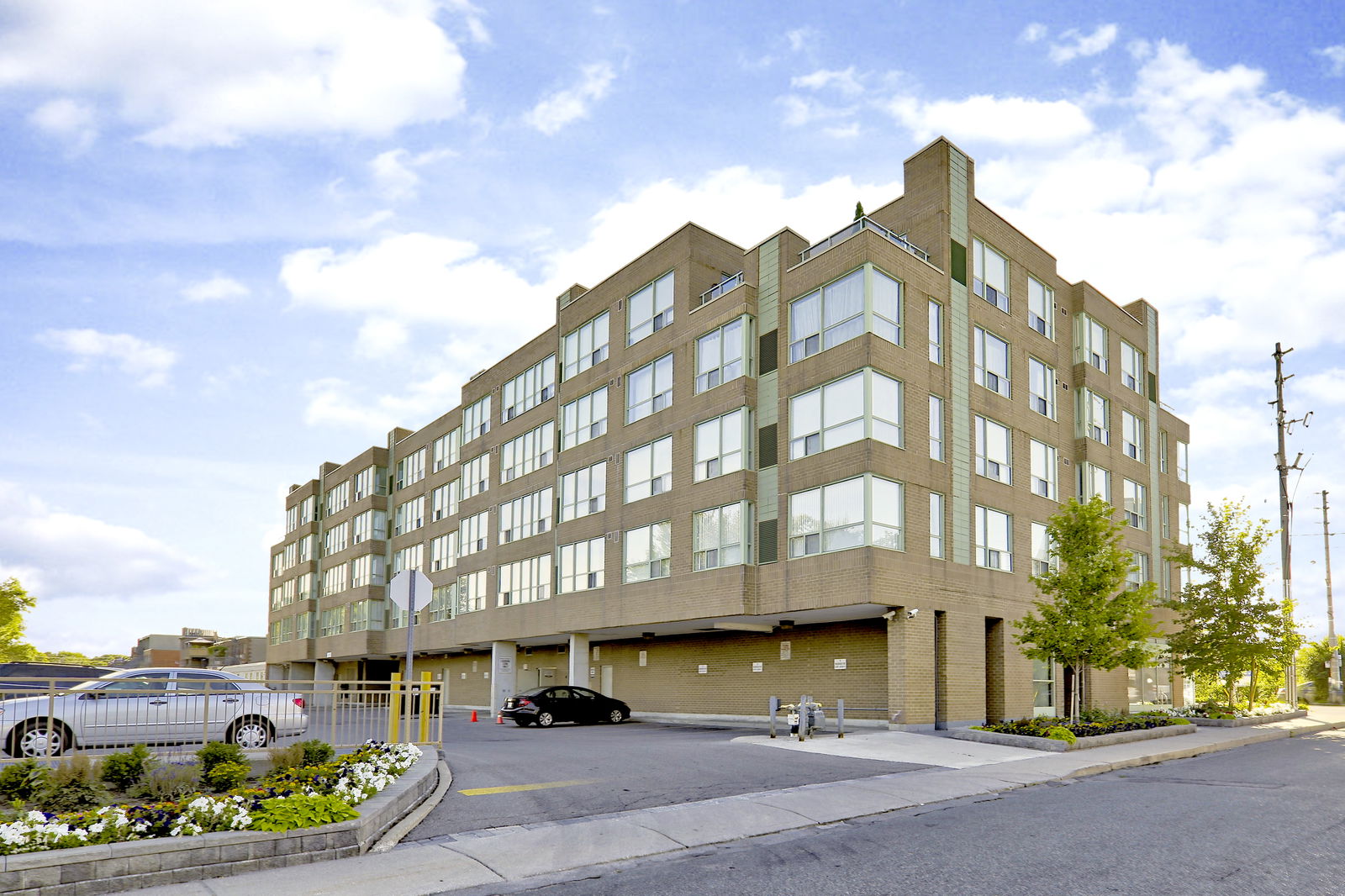 Exterior — 955 OConnor Condos, East York, Toronto