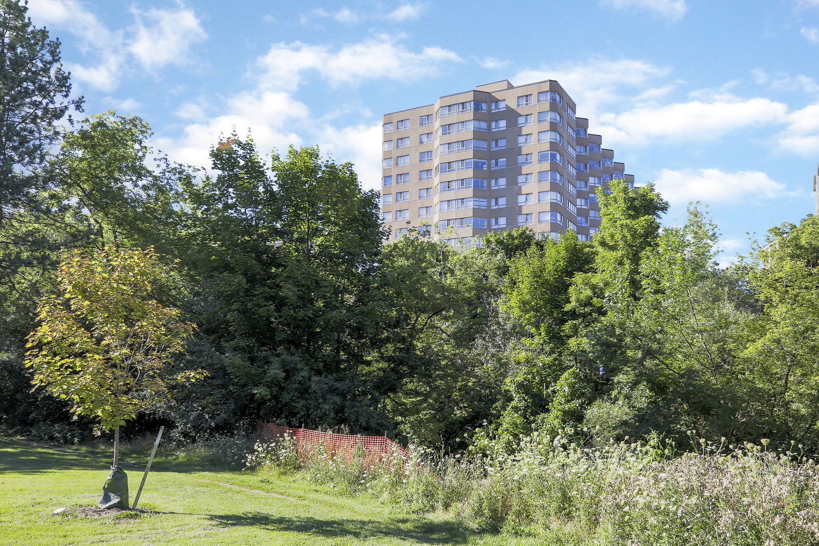 Exterior — Park Vista, East York, Toronto