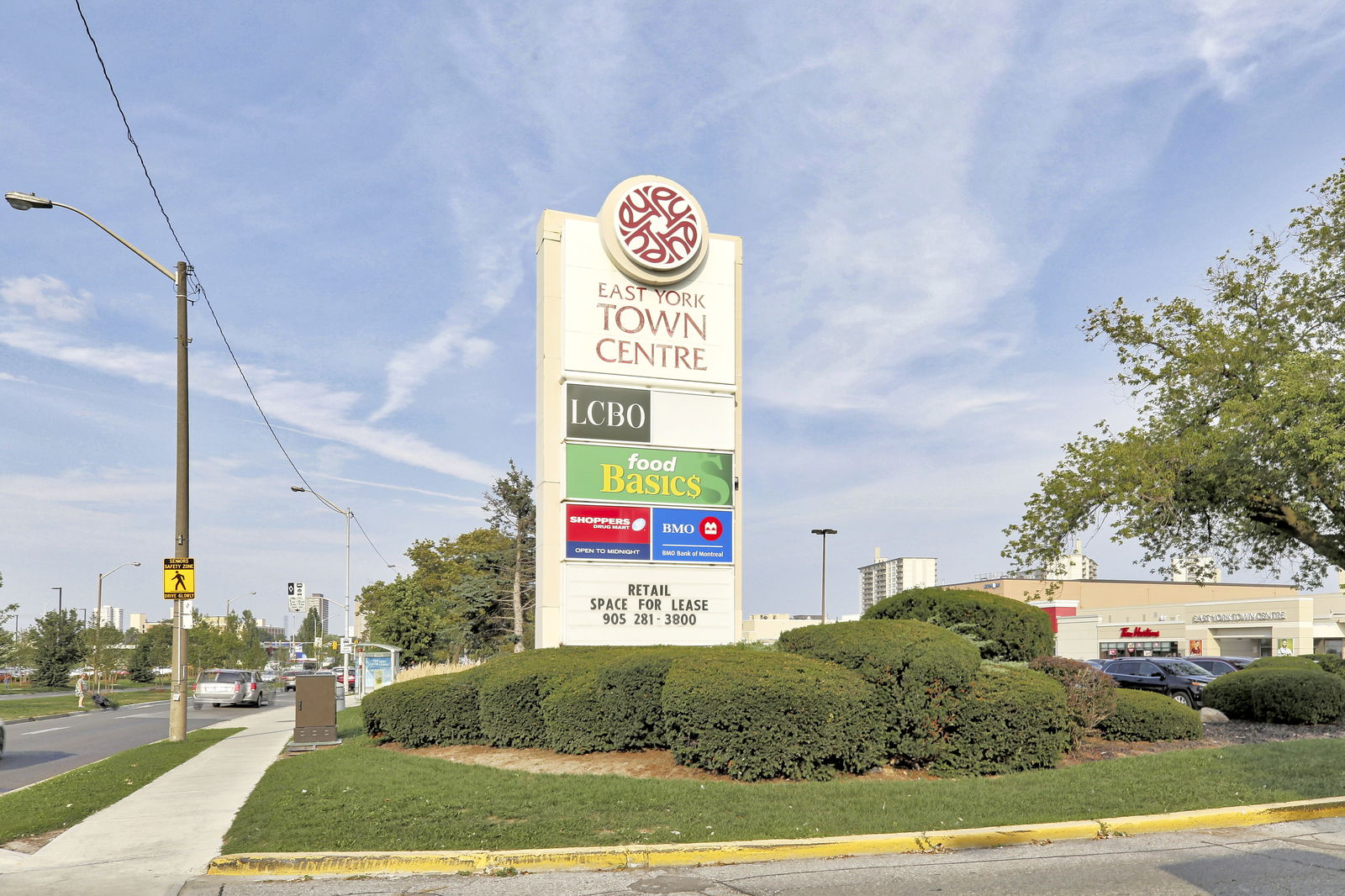 Commercial — Jockey Club, East York, Toronto