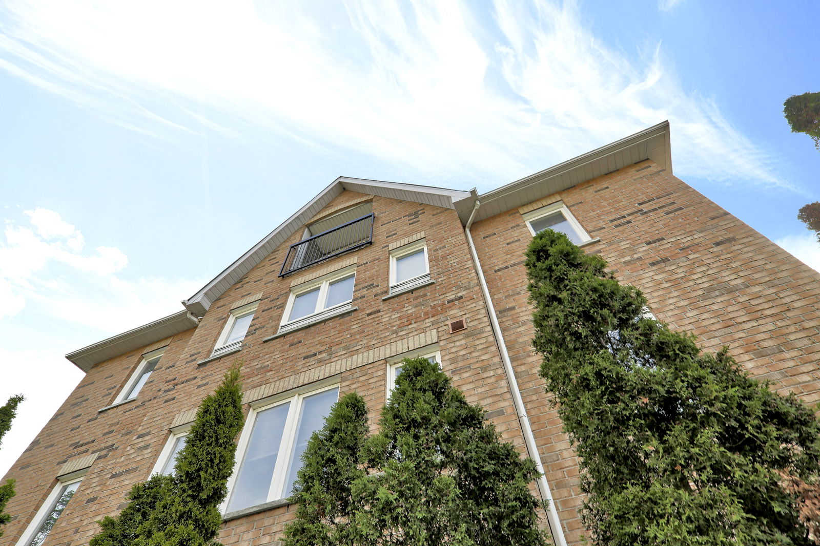 Exterior Sky — Leaside Green Townhomes, East York, Toronto