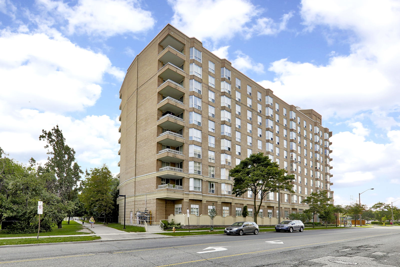 Exterior — Leaside Park, East York, Toronto