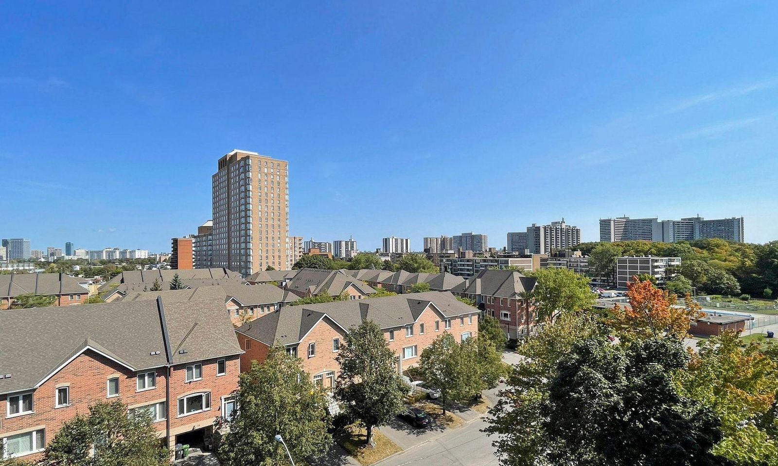 Leaside Park Terrace, East York, Toronto