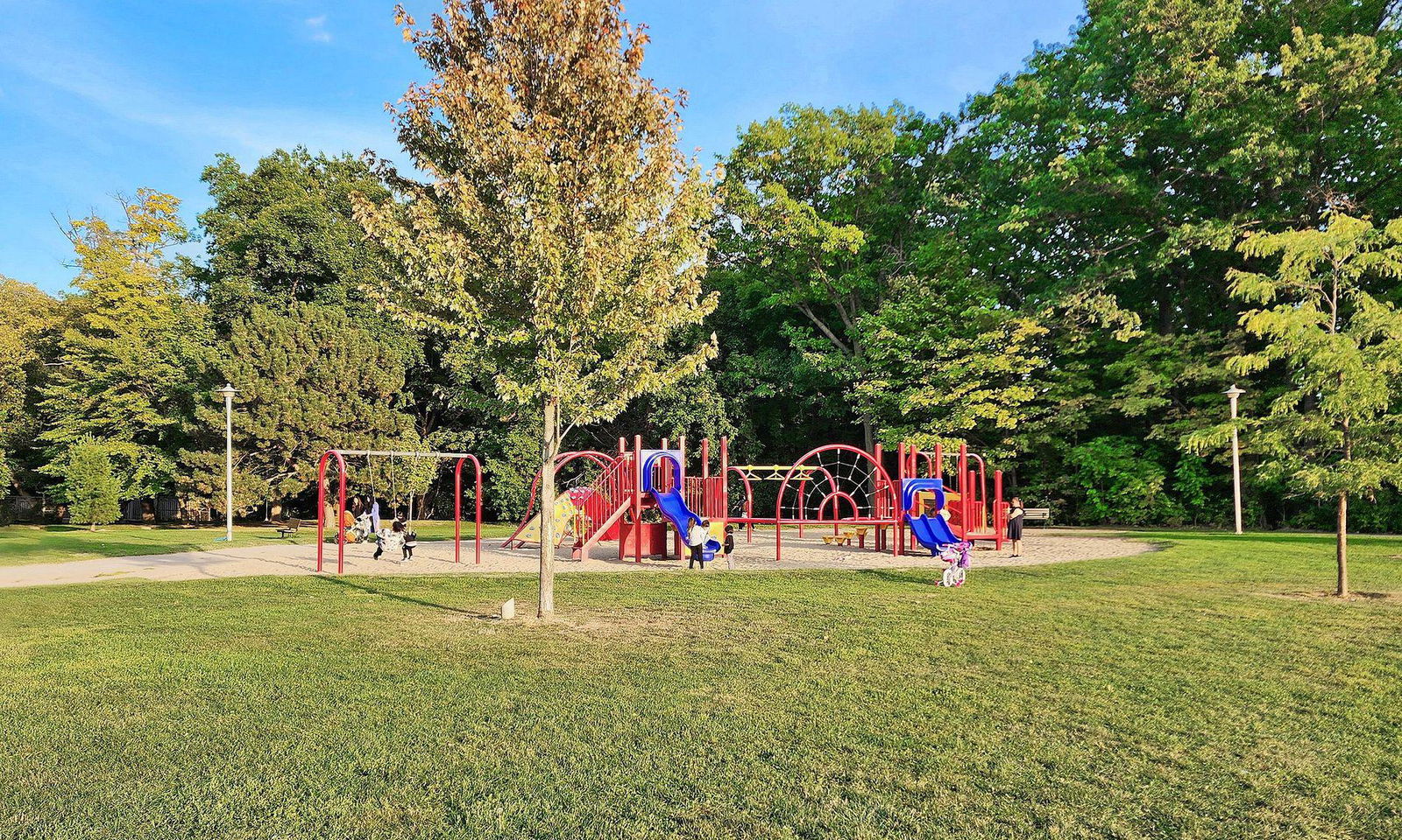 Playground — Leaside Park Terrace, East York, Toronto