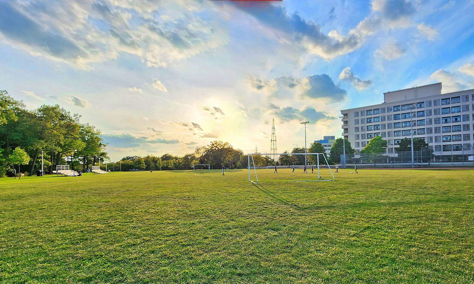 Leaside Park Terrace, East York, Toronto