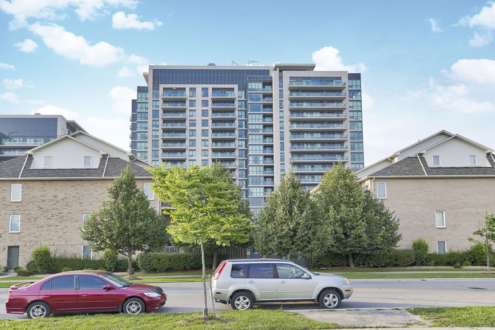 Exterior — Scenic on Eglinton Condos, East York, Toronto