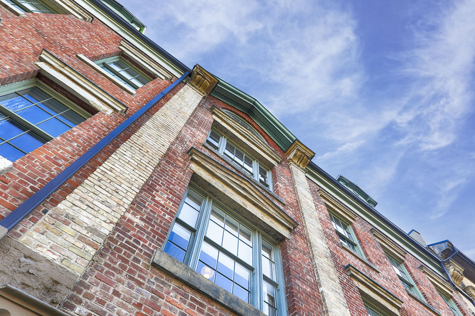 Exterior Sky — St Lawrence Market Lofts, Downtown, Toronto