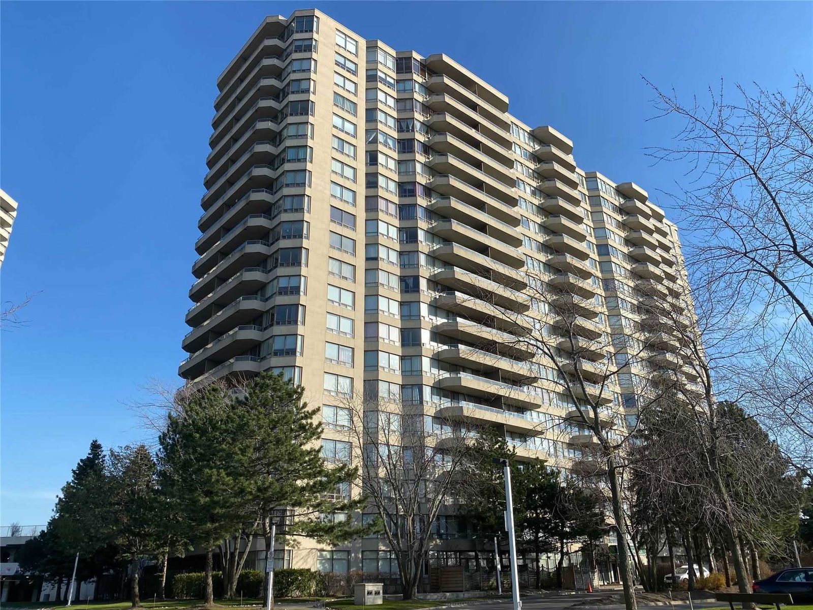 1 Greystone Walk Condos, Scarborough, Toronto