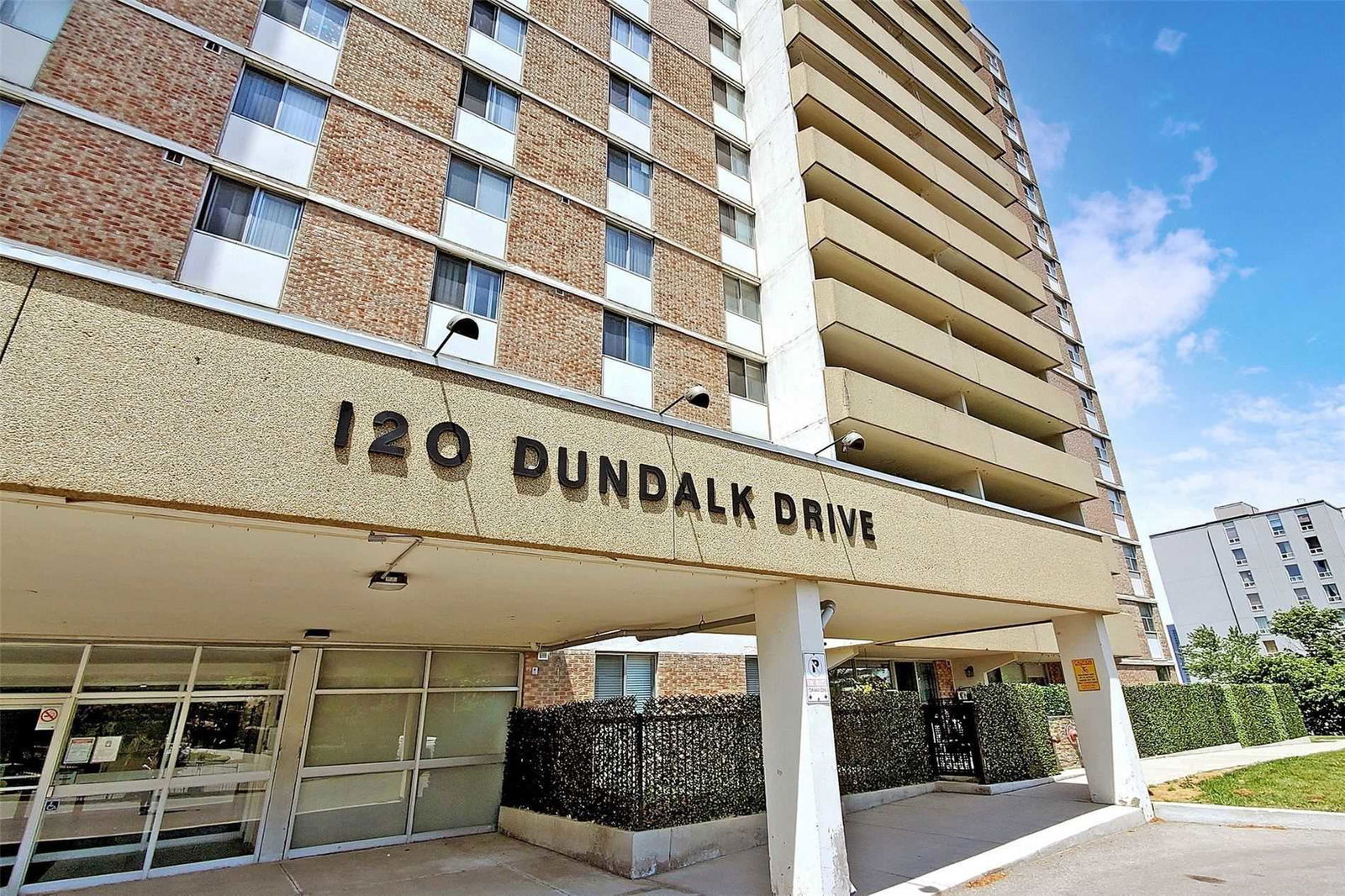 120 Dundalk Drive Condos, Scarborough, Toronto