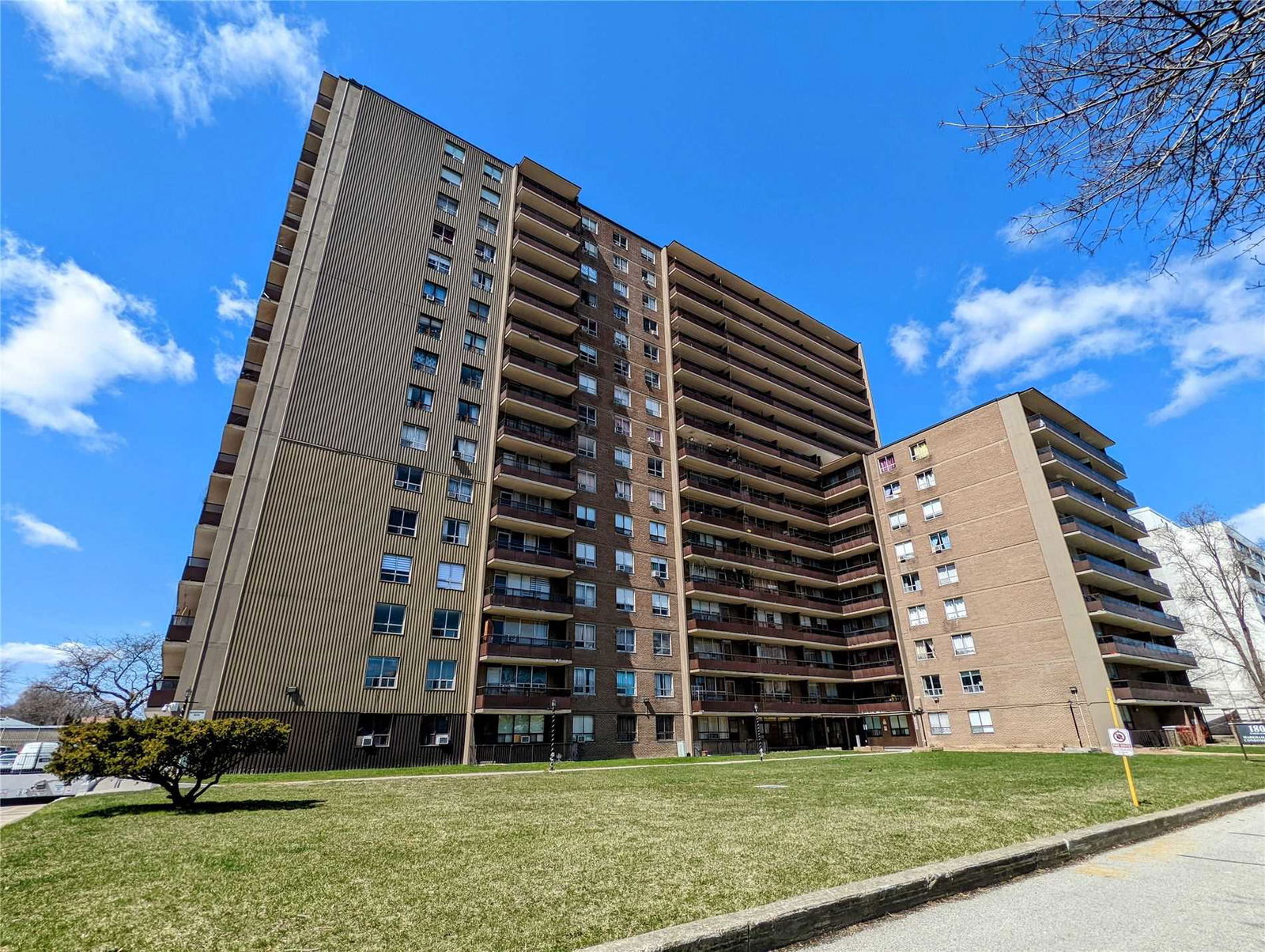 180 Markham Condos, Scarborough, Toronto