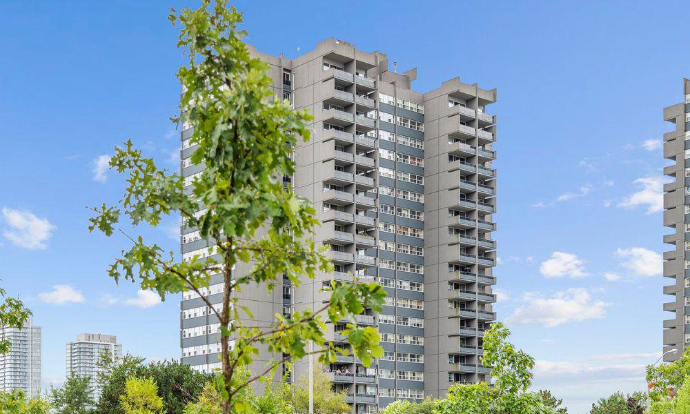 Exterior Side — 4091-4101 Sheppard Avenue East Condos, Scarborough, Toronto