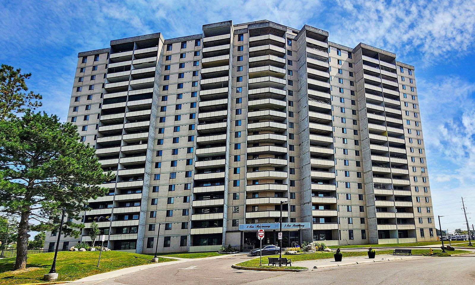 5 San Romano Way Condos, North York, Toronto