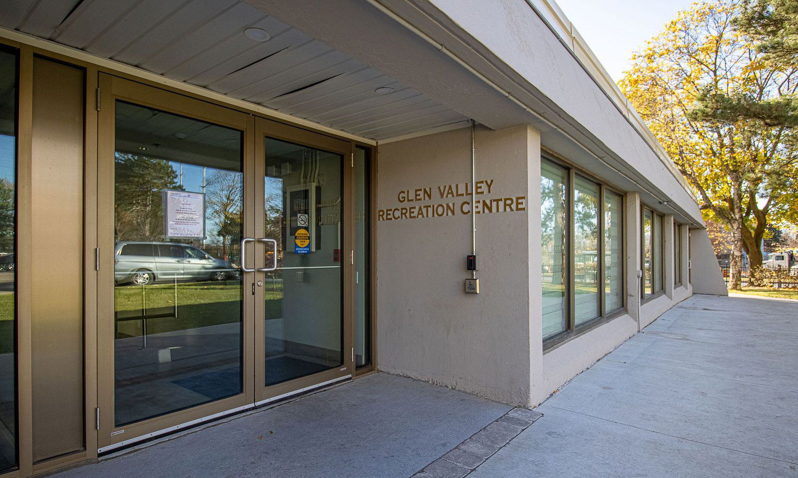 Entrance — 715 Don Mills Condos, North York, Toronto