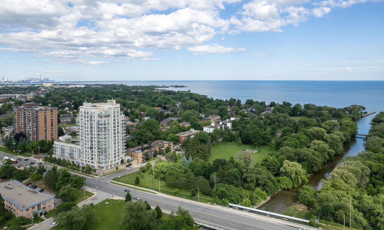 Aquaview Condos, Etobicoke, Toronto