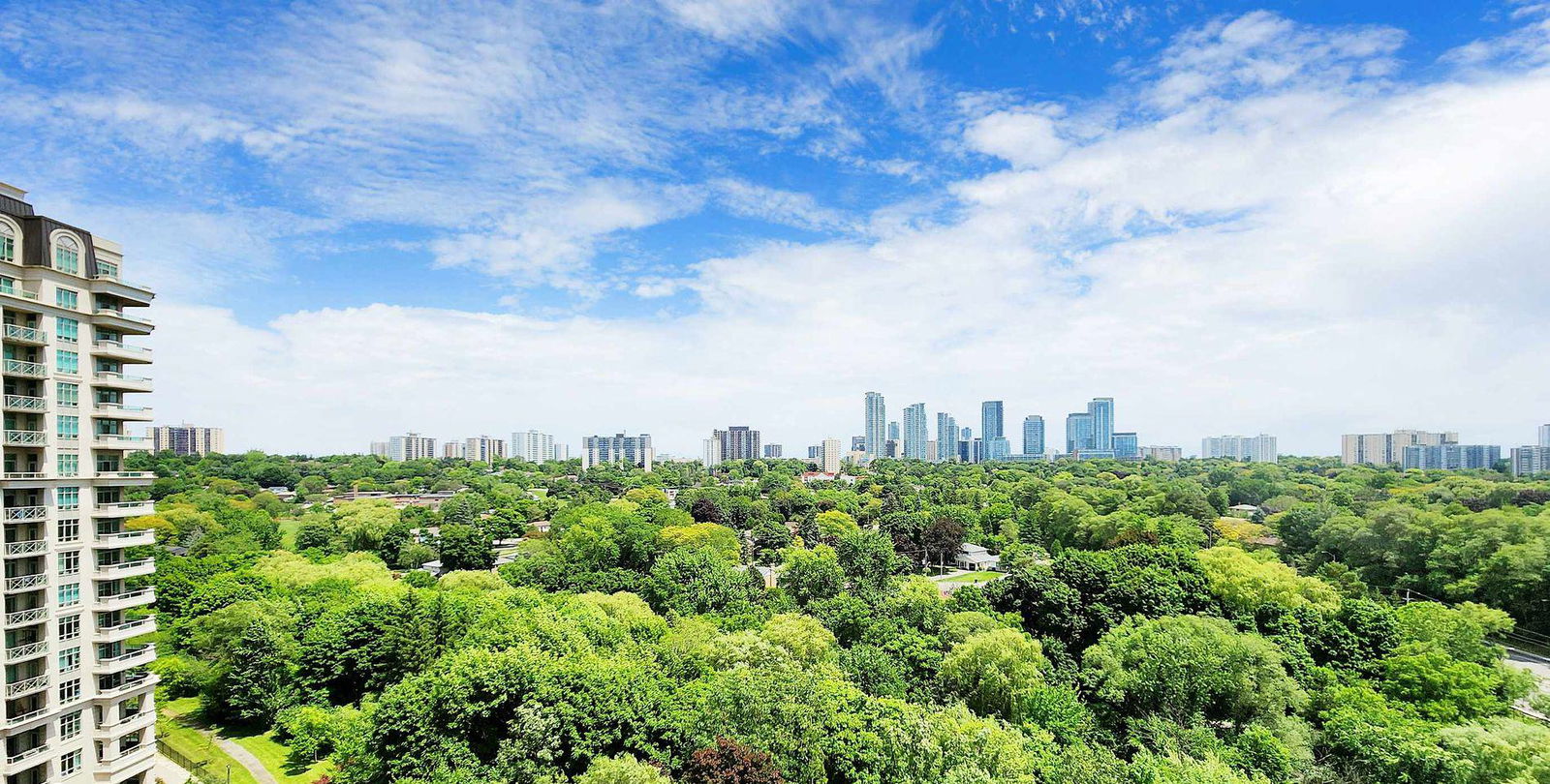 Skyline — Aria Condos, North York, Toronto