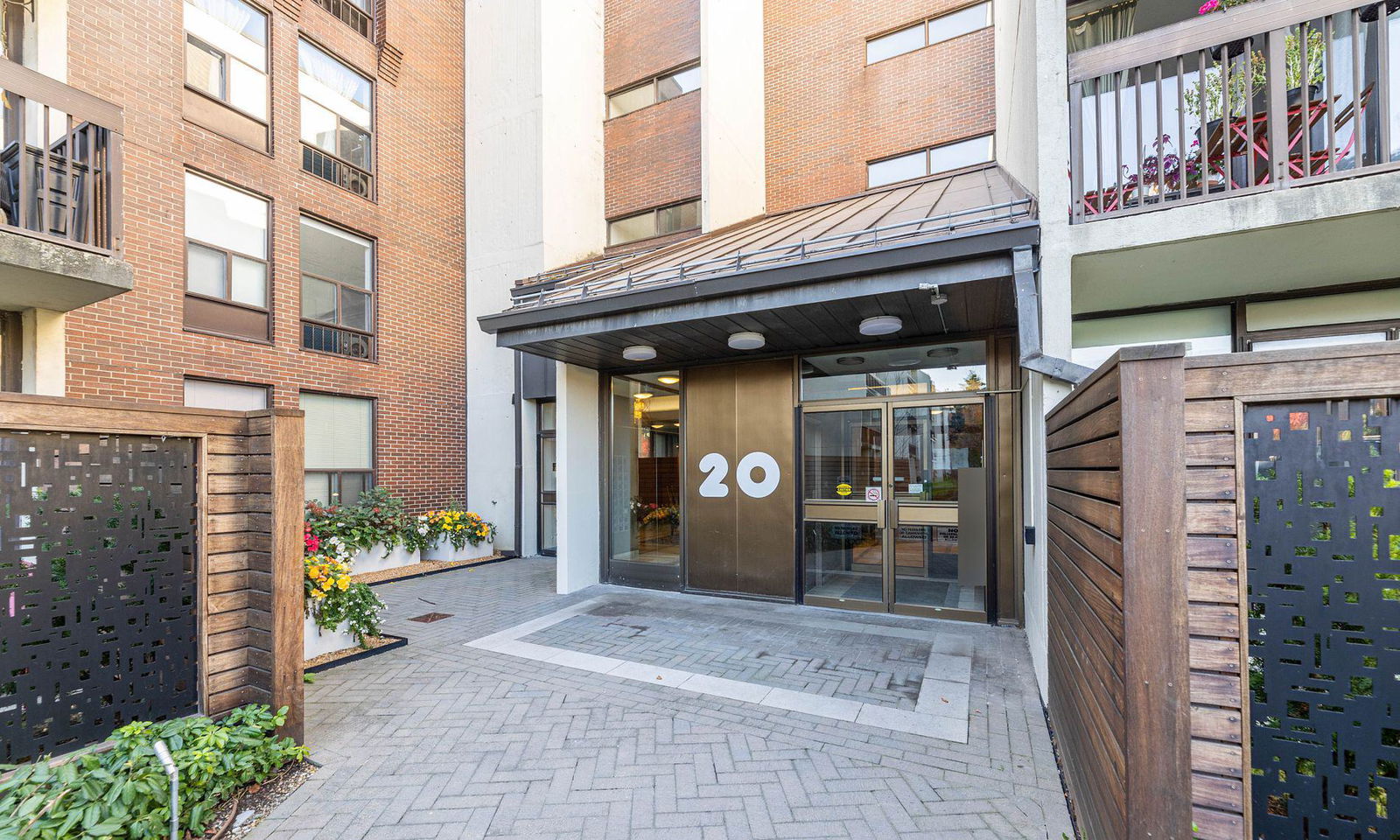 Entrance — Bayview Place Condos, North York, Toronto