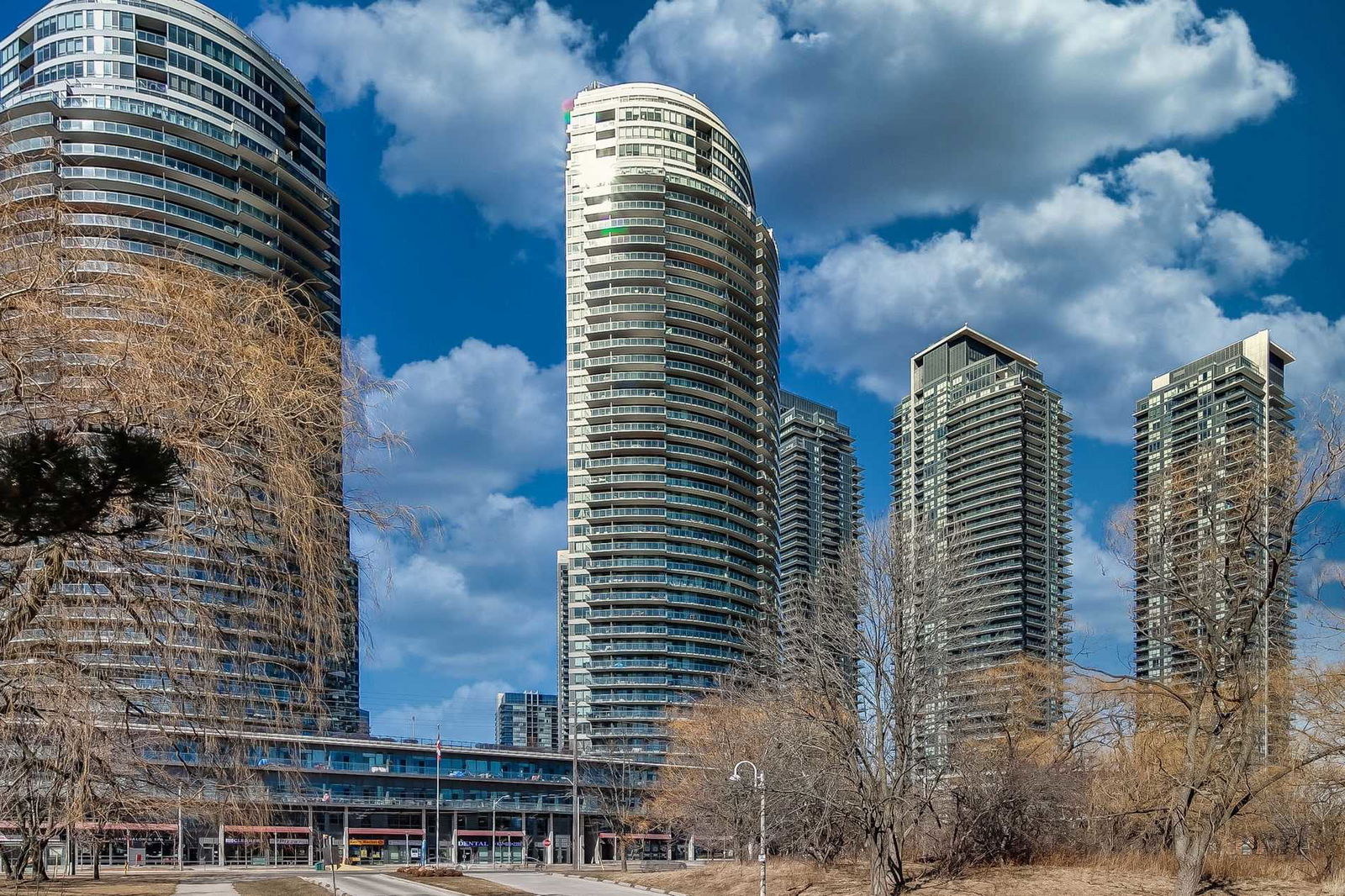 Beyond the Sea Star Tower, Etobicoke, Toronto