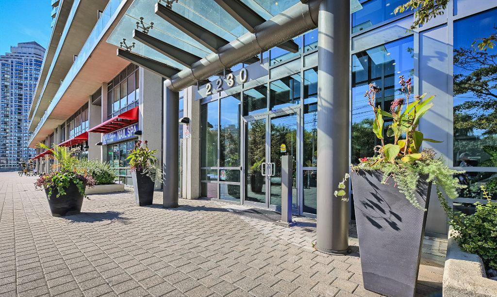 Entrance — Beyond the Sea Star Tower, Etobicoke, Toronto