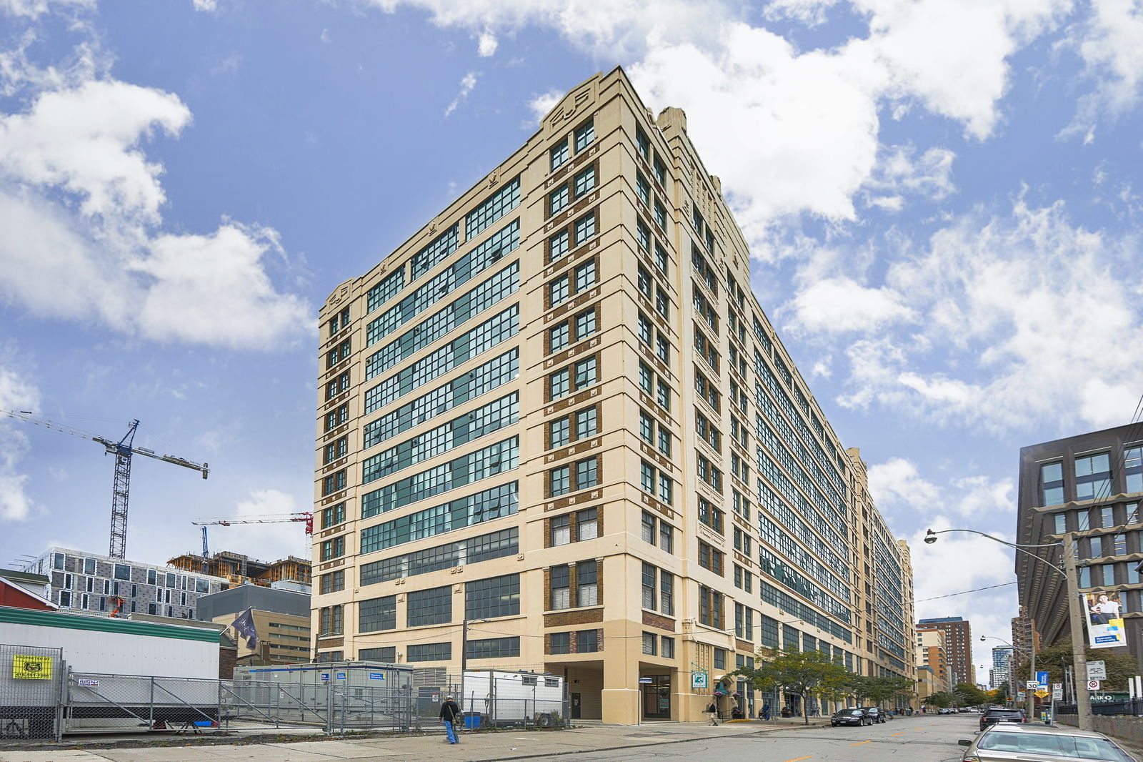 Exterior — The Merchandise Lofts, Downtown, Toronto