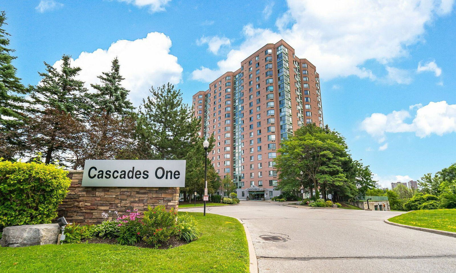 Cascades One Condos, Etobicoke, Toronto