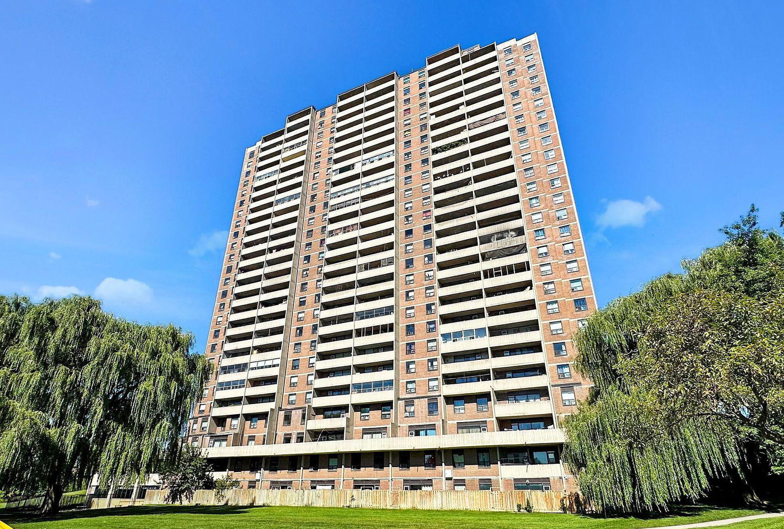 Century Gardens Condos, North York, Toronto