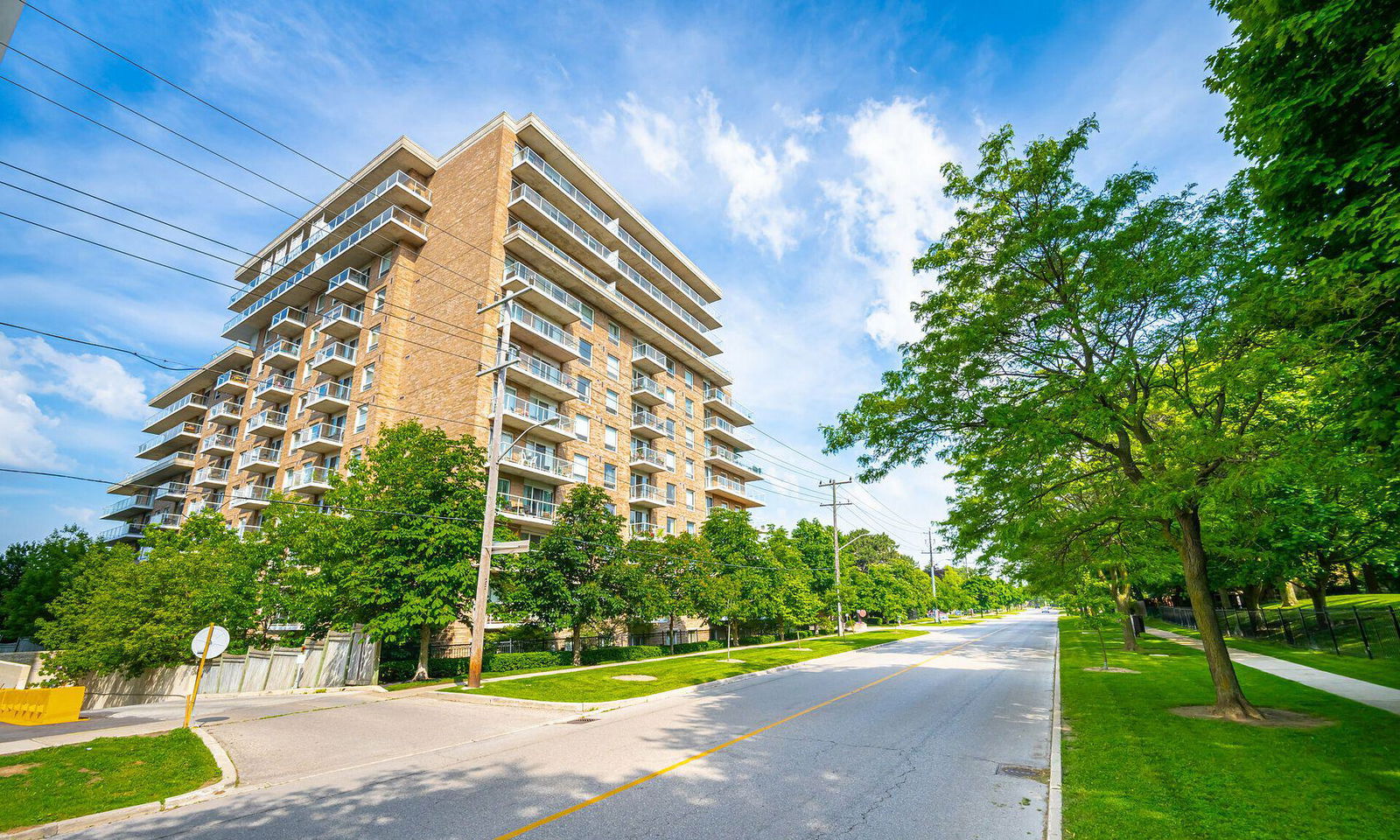 Exterior Side — Chestnut Place Condos, Etobicoke, Toronto