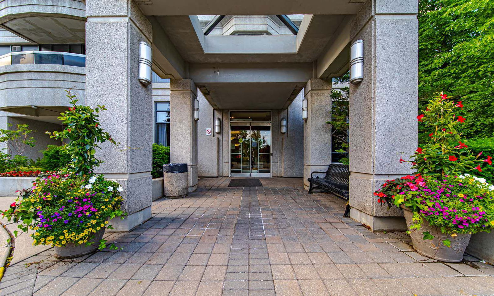 Entrance — Chicago Residences, North York, Toronto