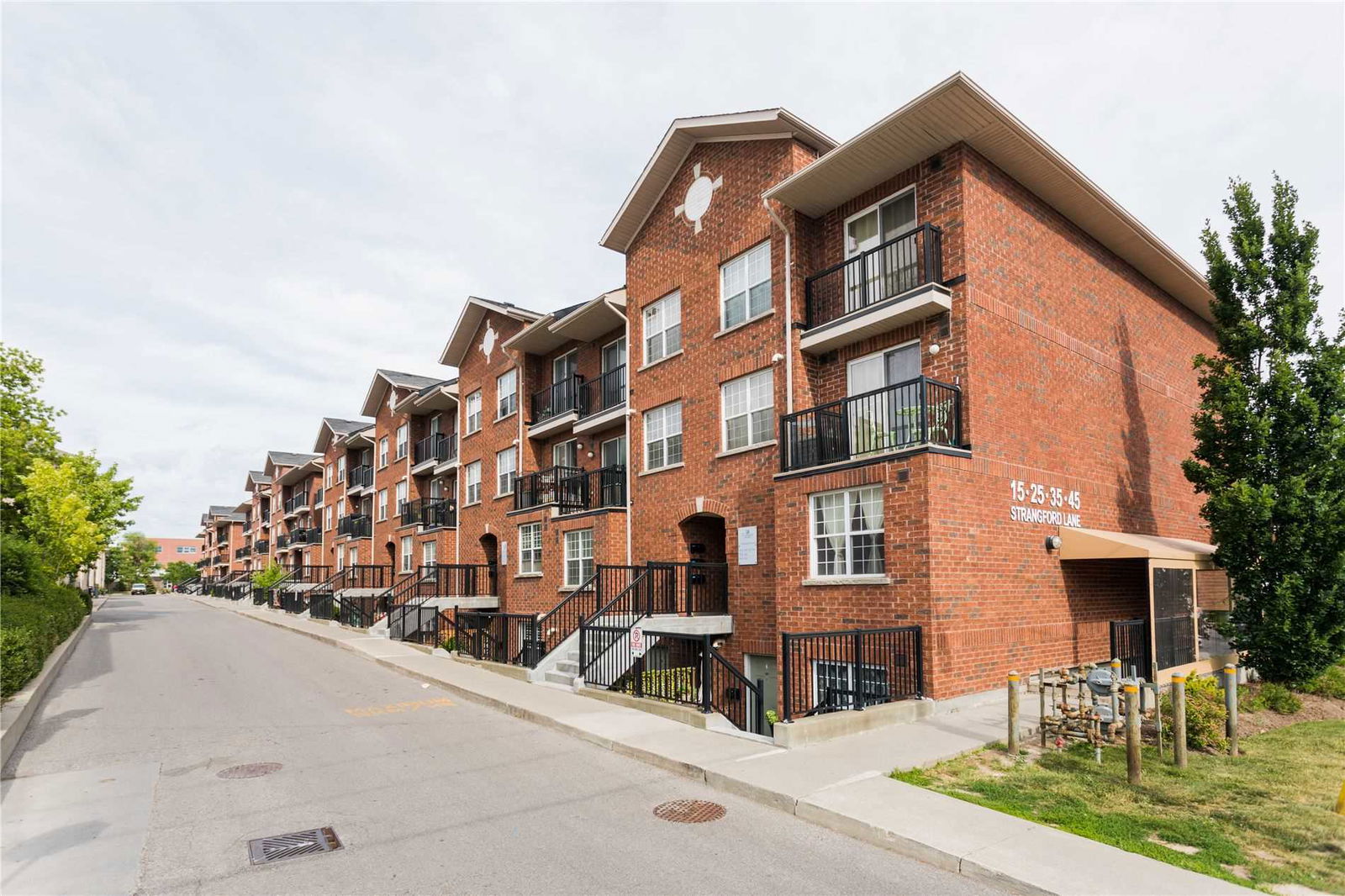 Clairlea Gardens Townhomes, Scarborough, Toronto