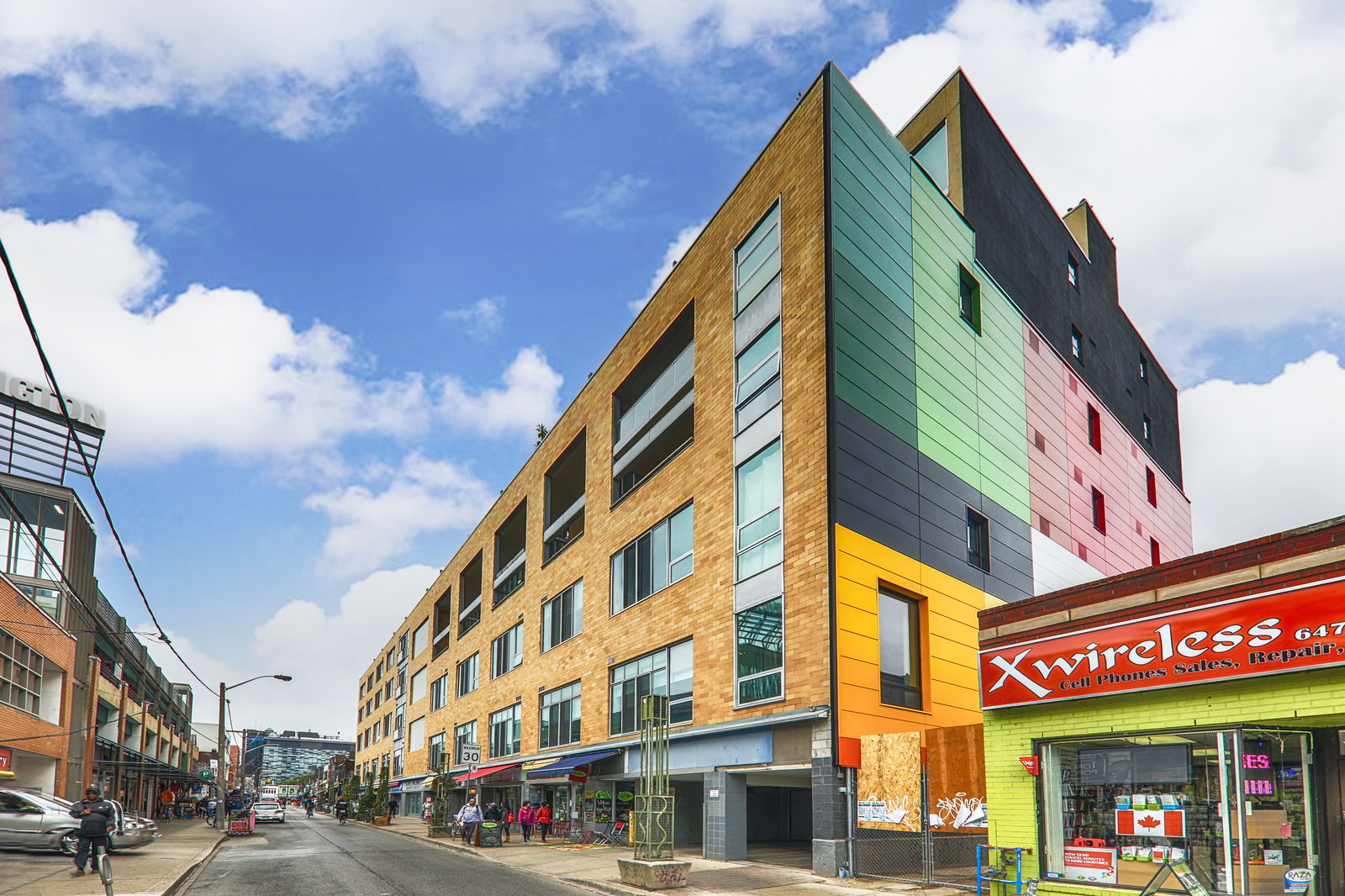 Exterior — Kensington Market Lofts, Downtown, Toronto