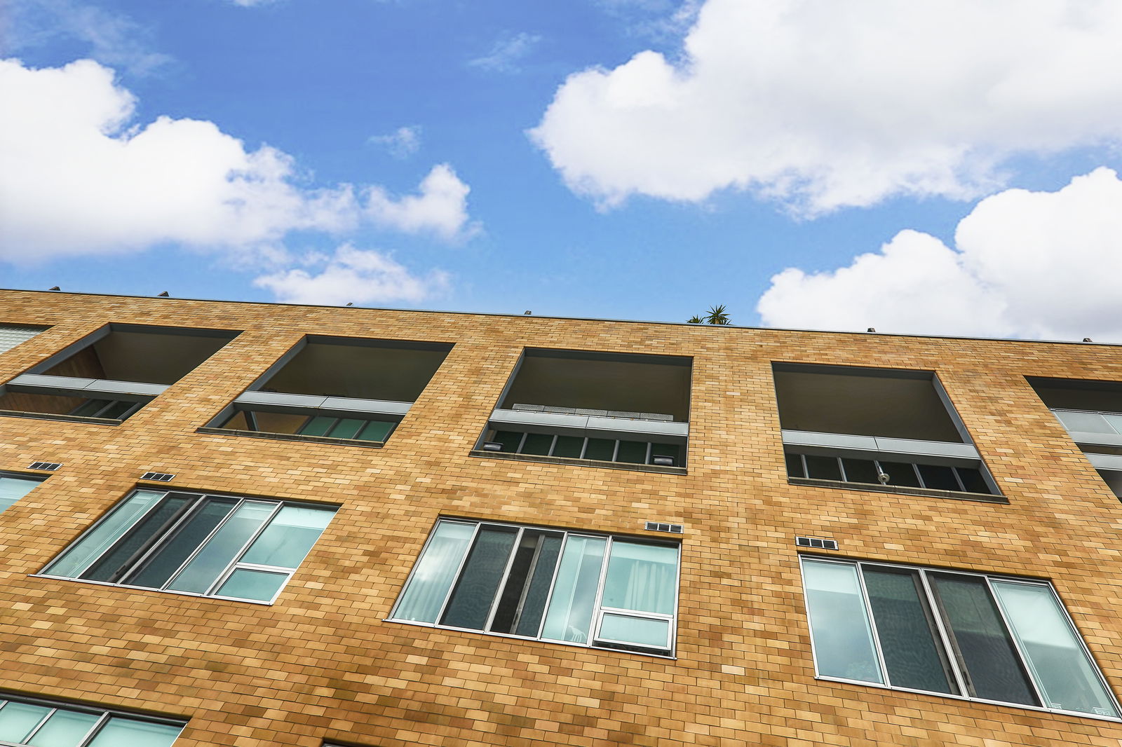 Exterior Sky — Kensington Market Lofts, Downtown, Toronto